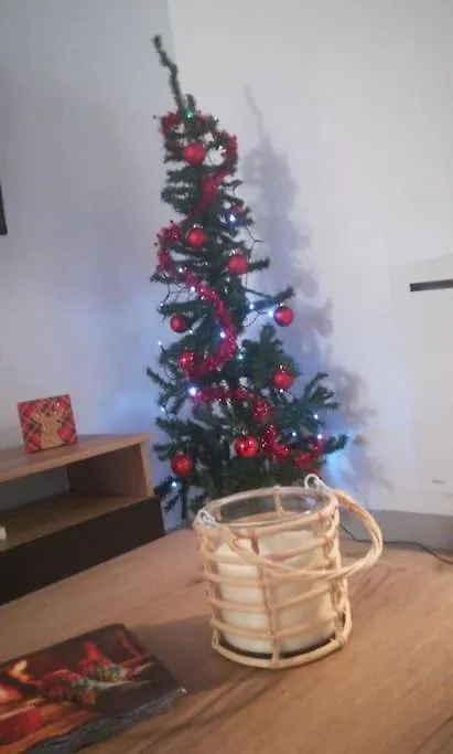 Vila Location Saisonniere A Montours Prázdninový dům